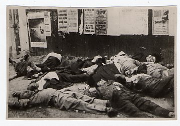 10. August 1944: ermordete Geiseln am Piazzale Loreto (Foto: Insmli)