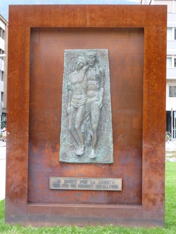Denkmal am Hadrianplatz