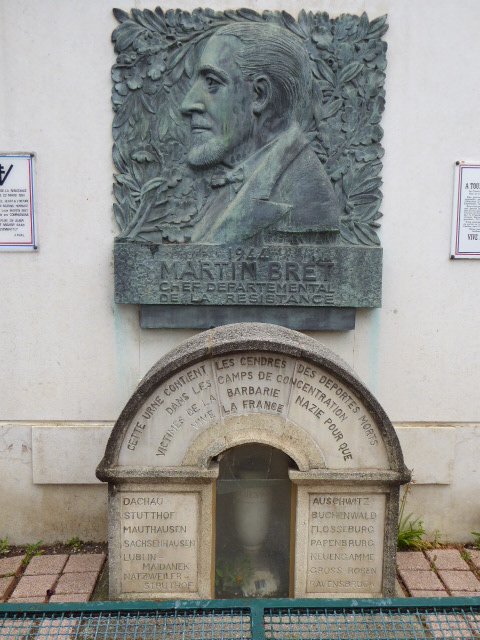 Mémorial, Ausschnitt Skulptur Martin-Bret