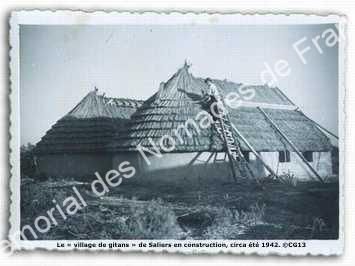 Aufbau des Lagers; © Mémorial des Nomades de France