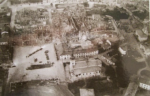 am 1.9.1939 zerstörte Innenstadt Wieluńs; Foto: pl.wikipedia