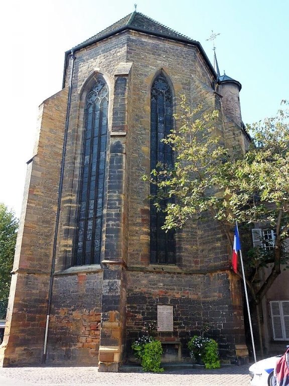 Résistance-Denkmal an Dominikanerkirche