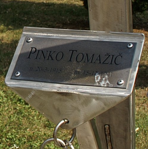 Detailansicht der Gedenkstätte in Fontane