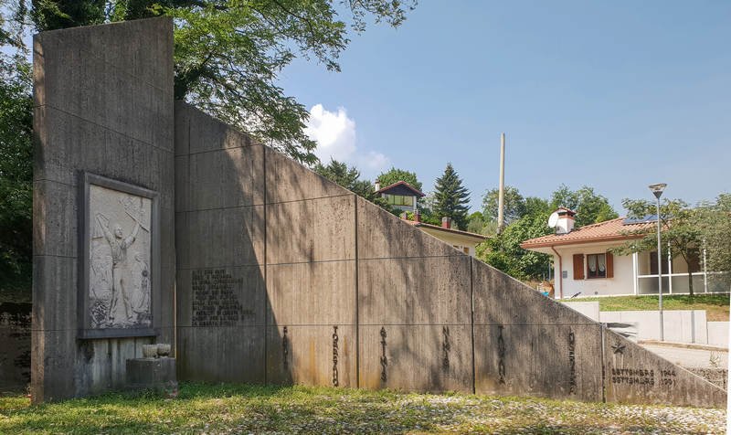 Monumento dei Caduti per la Difesa della Zona Libera Friuli orientali