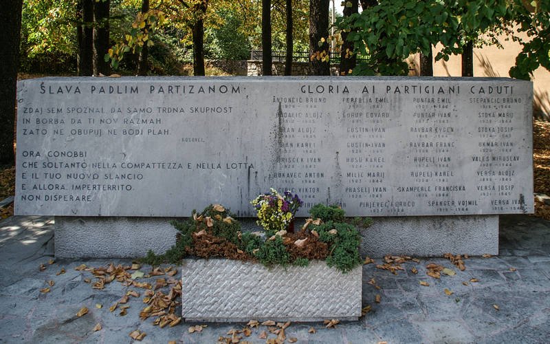 Monumento ai Partigiani Caduti (Detail)