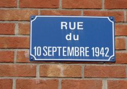 Straßenschild Rue du 12 septembre 1942
