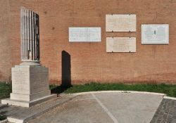 Porta San Paolo - Gedenktafeln