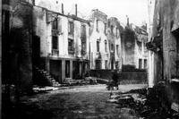 Dortan 1944, eine Straße in Ruinen; Quelle: Mairie de Dortan