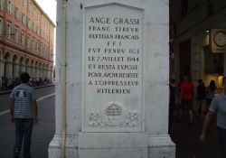 Gedenktafel für den erhängten A. Grassi 