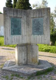 Denkmal für die Opfer des Massakers am 4. Juli 1944