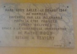Gedenktafel im Rathaus (© Mairie de Mognéville)