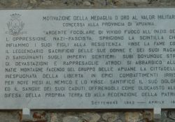 Medaglia d'oro al valor militare für die Resistenza der Provinz Apuania