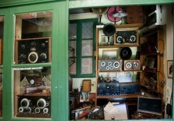 Im Museum: Radios aus dem 2. Weltkrieg