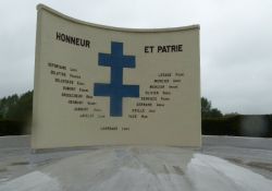 Schild 'Honneur et Patrie'