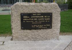 Gedenkstein zur Befreiung der KZ