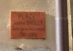 Place Jeanne Barnier