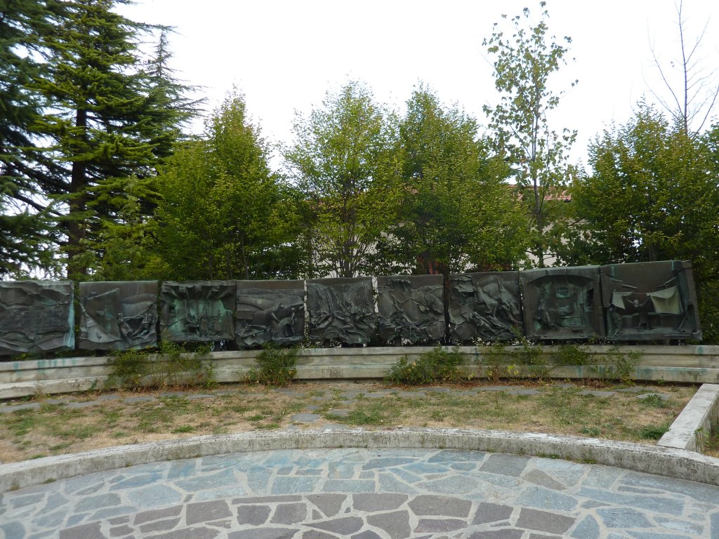 Frauendenkmal in Castelnuovo ne' Monti