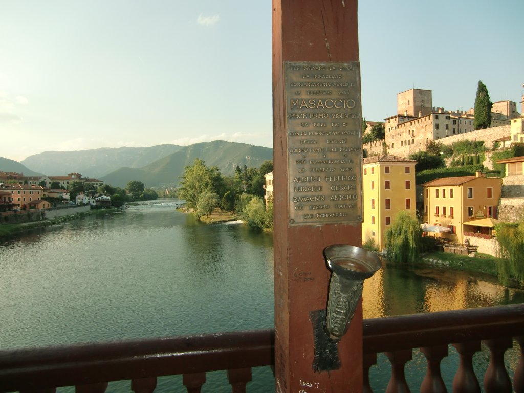 Gedenktafel an der Ponte degli Alpini
