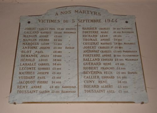 Gedenktafel in der Kirche (© Martine Mangeolle, GenWeb)