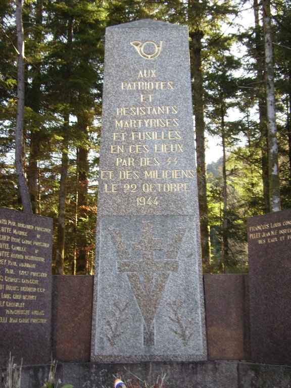 Moyenmoutier: Denkmal für erschossene Widerstandskämpfer