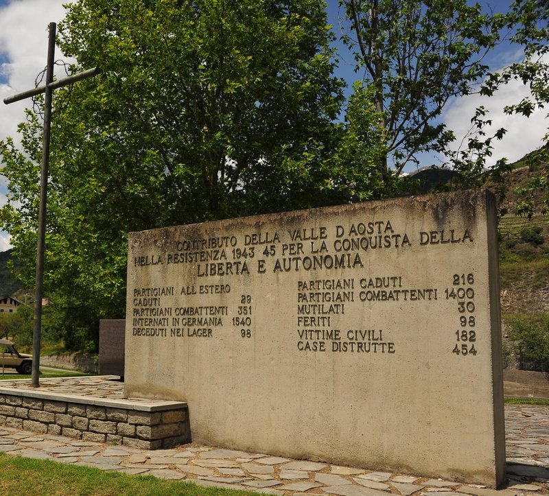 Gedenkstein für die Opfer des Aostatals in Saint Pierre