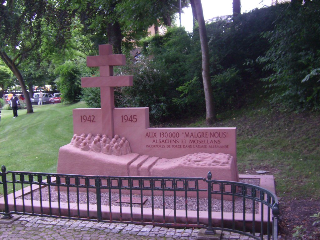 Sarreguemines, Malgré-Nous-Denkmal 