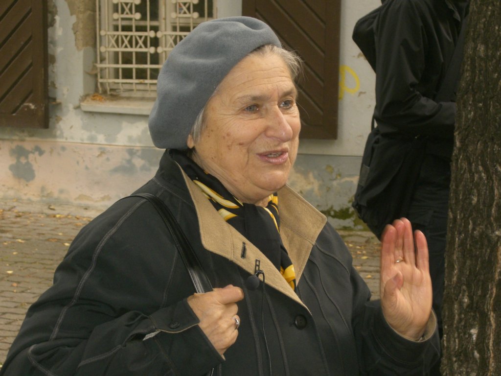 Führung mit Fania Brancovskaja durch das ehemalige Ghetto, 2008