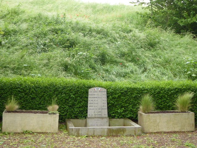 Stele der fünf 1944 Erschossenen