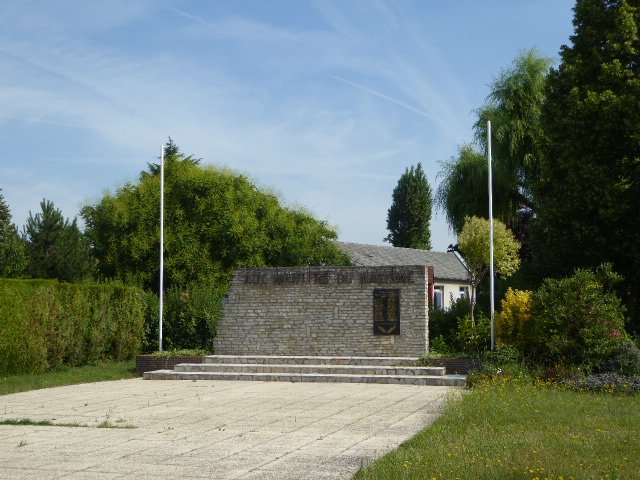 Denkmal erschossene Mitglieder der Groupe Chanzy in Saint-Jean-de-la-Ruelle