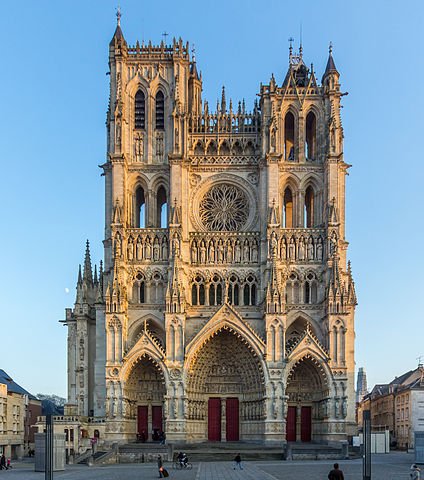 Amiens - Kathedrale; Quelle: wikimedia/Raimond Spekking / CC BY-SA 4.0