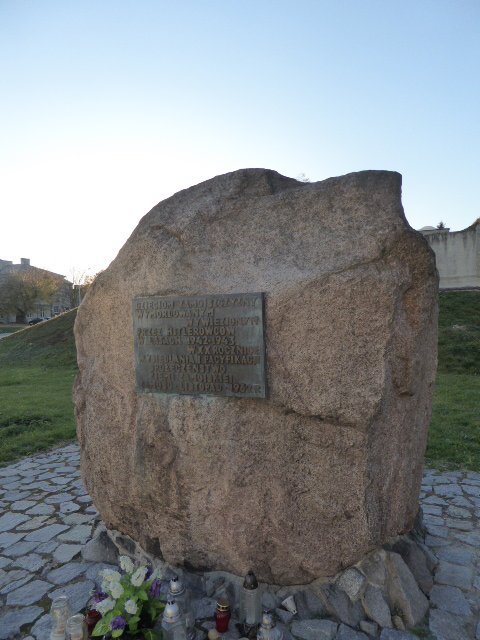 Gedenkstein an die Kinder von Zamość