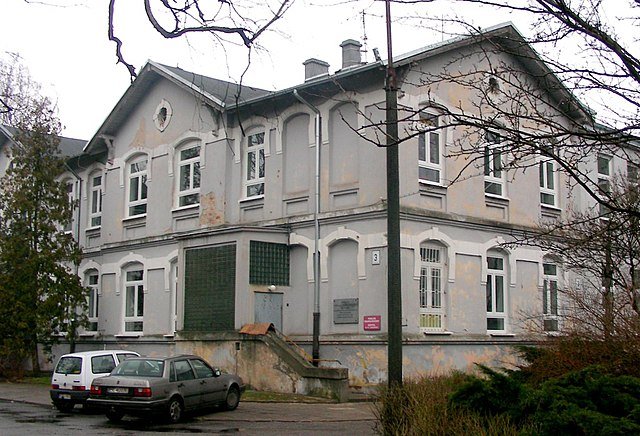 psych. Klinik Kochanówka; Quelle: Emilia Karbownik, wikipedia