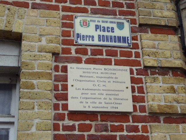 Straßenschild Pierre Bonhomme Straßenschild Pierre Bonhomme