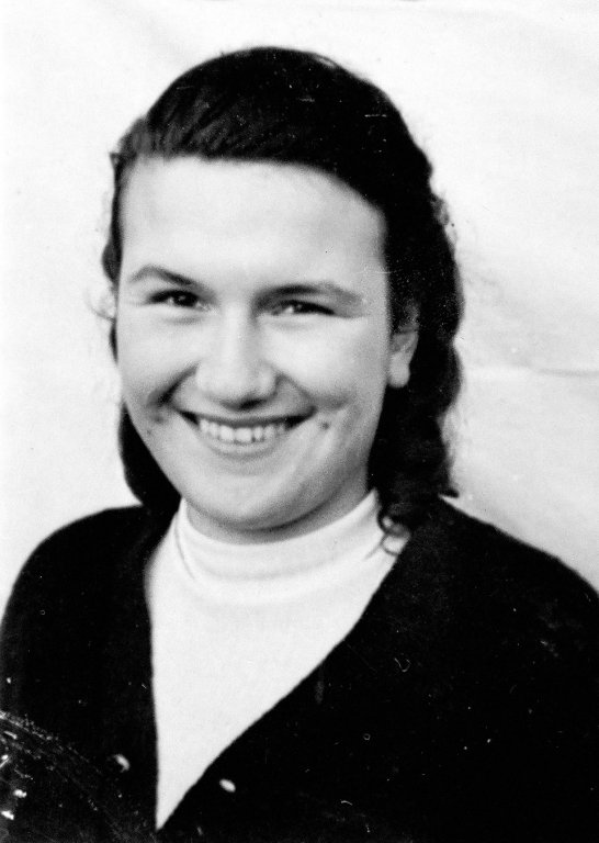 Perella Esterowicz 1946