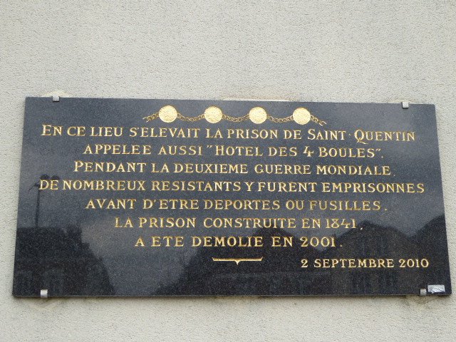 Gedenktafel an Opfer im ehem. 'Maison d'Arrêt'/Gefängnis 