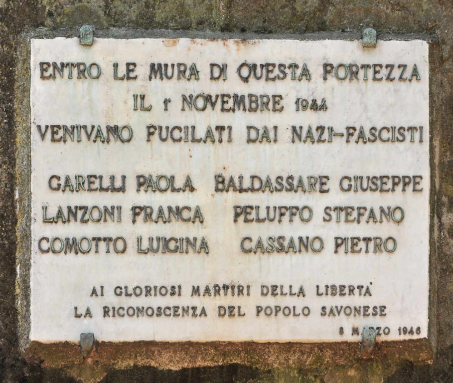 Forte Priamar: Gedenktafel für die Opfer des 1. November 1944
