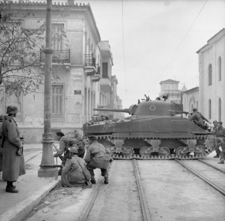 Britische Panzer während der Schlacht um Athen, Foto: Wikipedia
