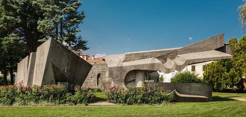 Monumento di Piazza della Resistenza