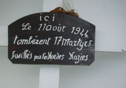 Handgemaltes Schild an der Kapelle