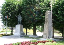 Monument de la Résistance et de la Déportation, Place du Général Leclerc (© Serge Tilly, CERP)