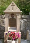 Stele Abbé Rossillon