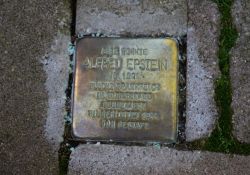 Stolperstein für A. Epstein in Kenzingen; © HP Goergens