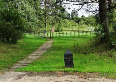 Markstein vor dem alten jüdischen Friedhof