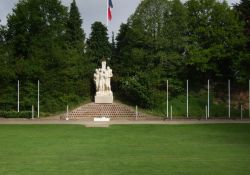 Denkmal im ehemaligen Steinbruch