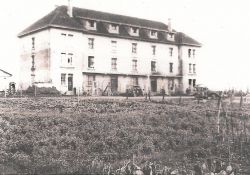 Valleroy – BU: Haus der sowj. Kriegsgefangenen; © Comité Stèle Russe Valleroy